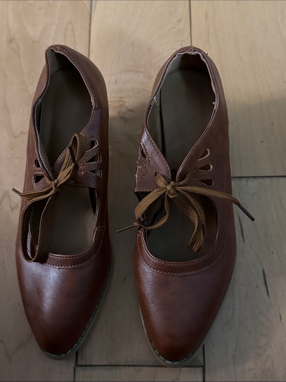 Women's Brown Lace-Up Mary Jane Flats